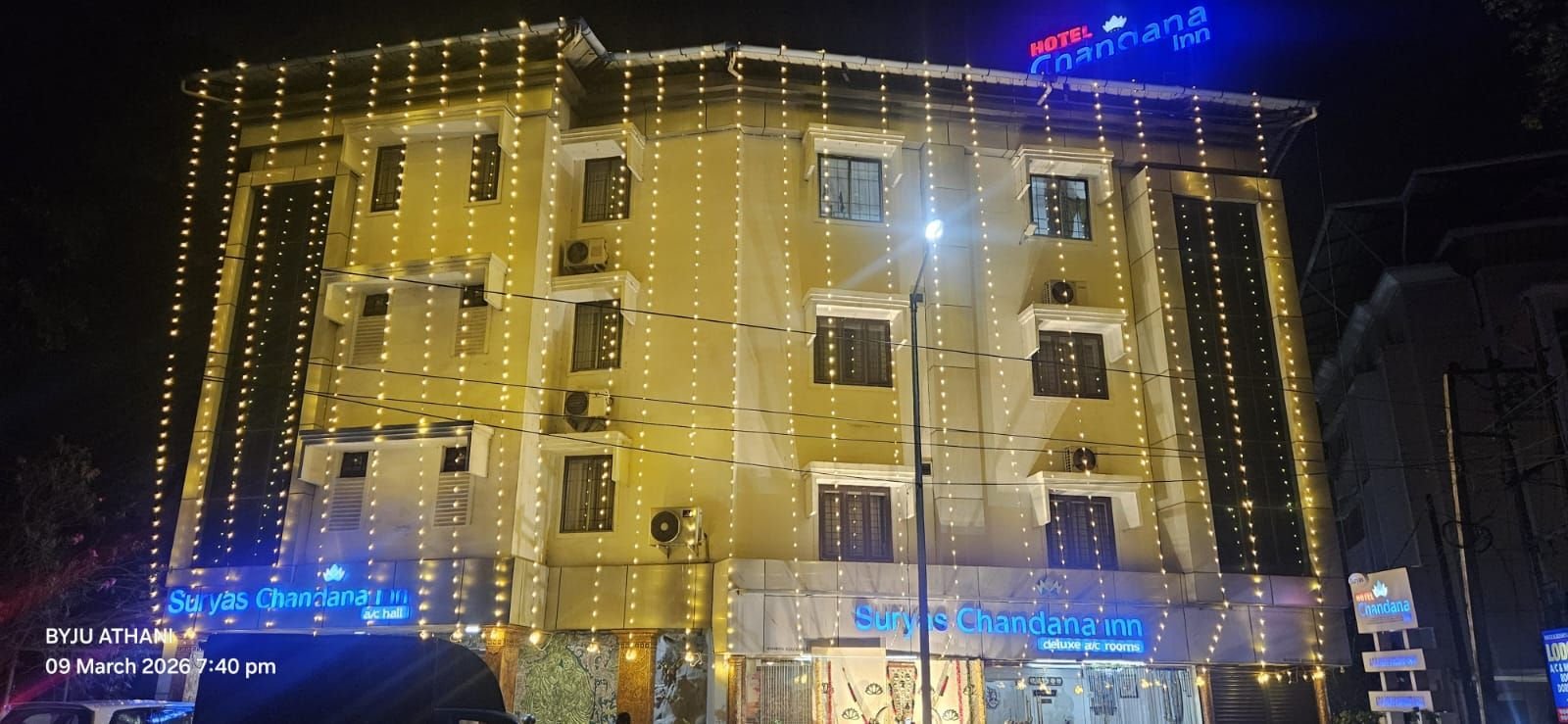 Lamp-lit stage décor in the auditorium